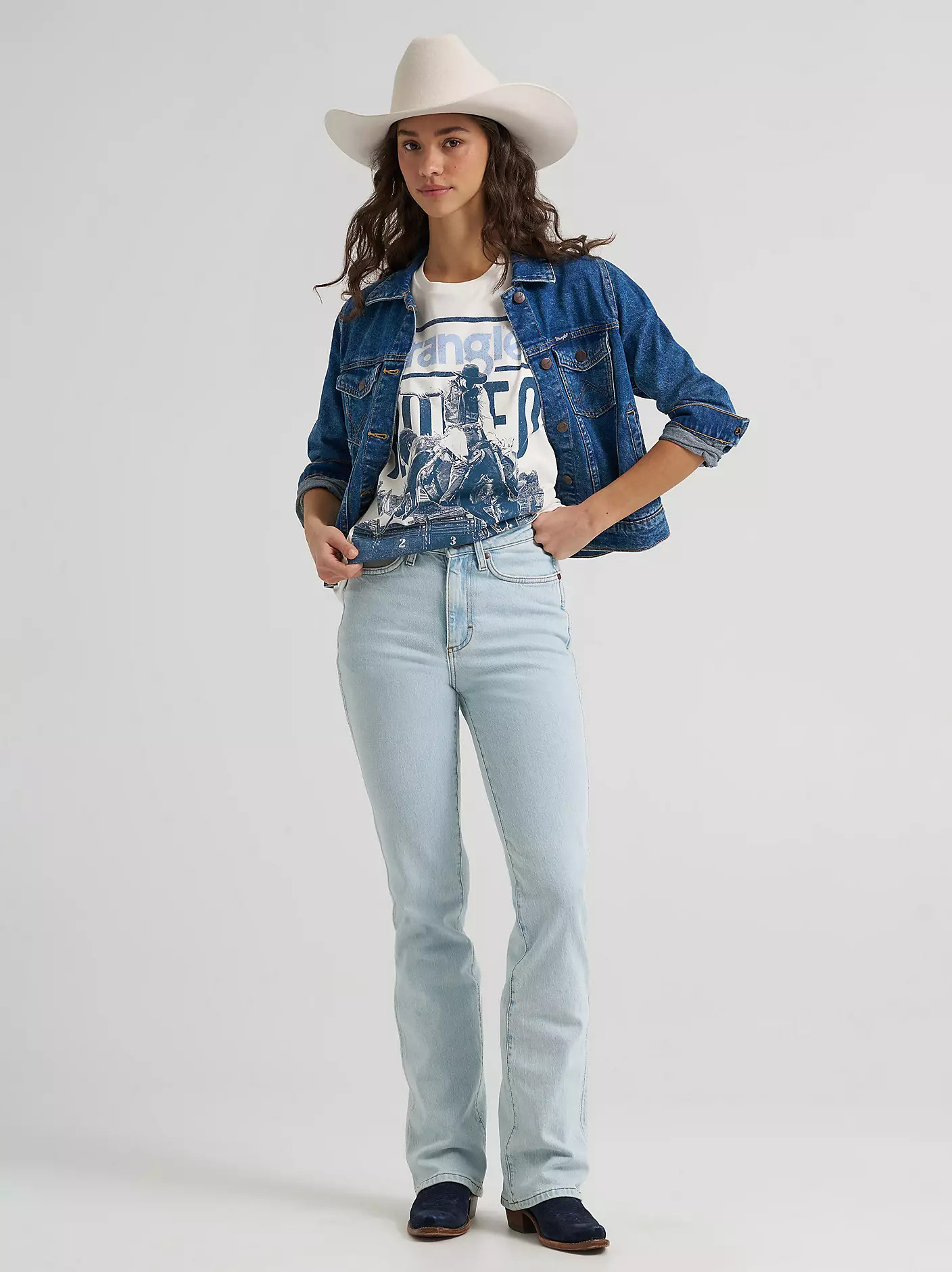 Rodeo Archive Girlfriend Graphic Tee | Wrangler