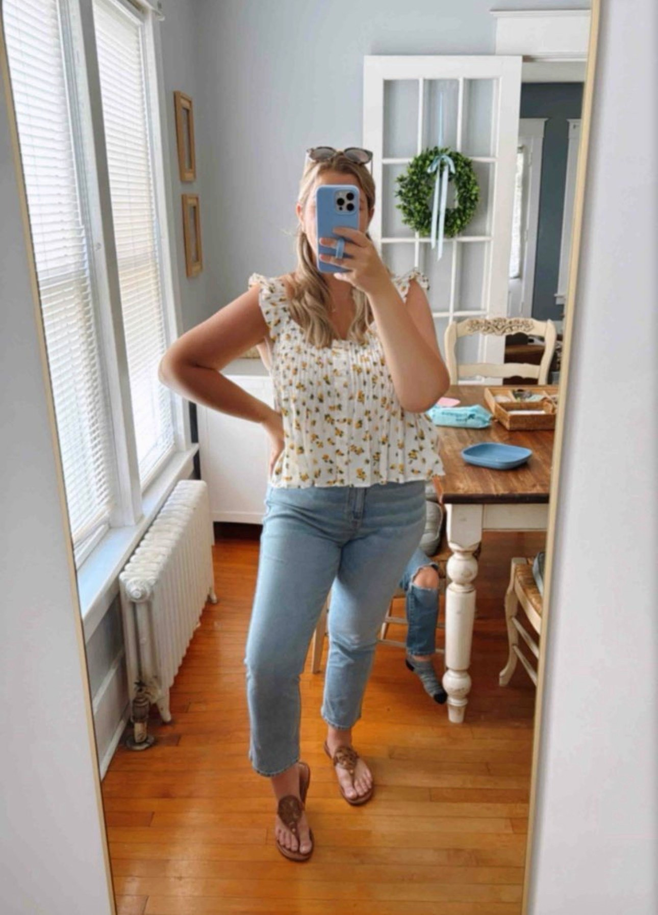 the BEST non skinny jeans every millennial needs.

#LTKgrwm #LTKootd #LTKmomlife