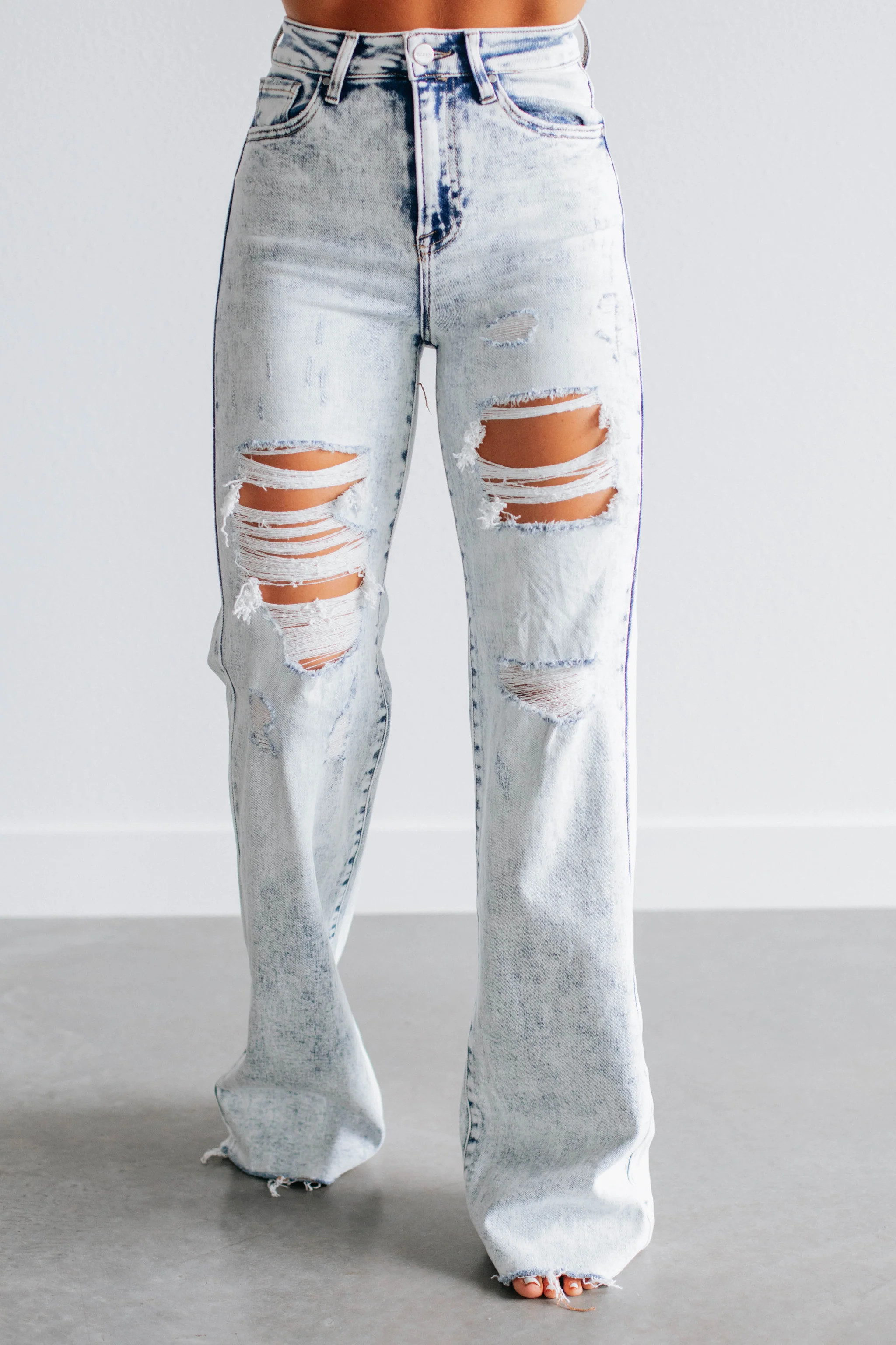 Avril Risen Jeans - Vintage Light Wash | Wild Oak Boutique