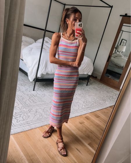 obsessed with this striped knit dress for spring + summer! 🩷 such a flattering fit! 🙌🏻
run tts


#mididress #crochetdress #summerdress #springoutfit #datenightoutfit