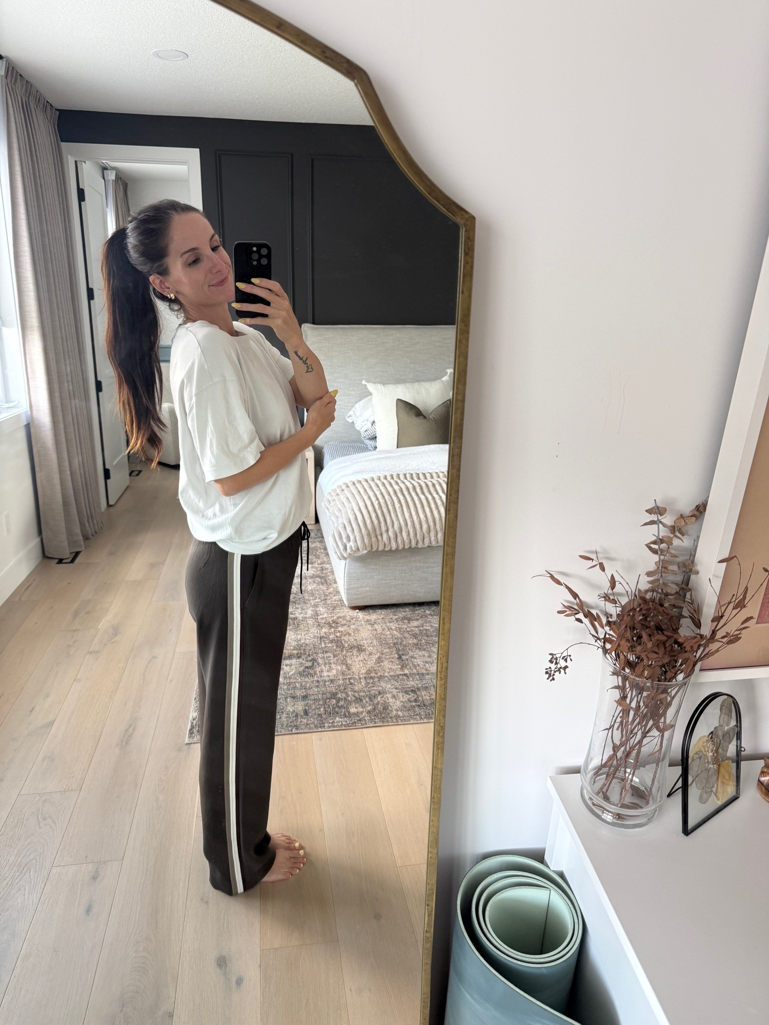 Fav pants currently

#LTKfall #LTKcanada