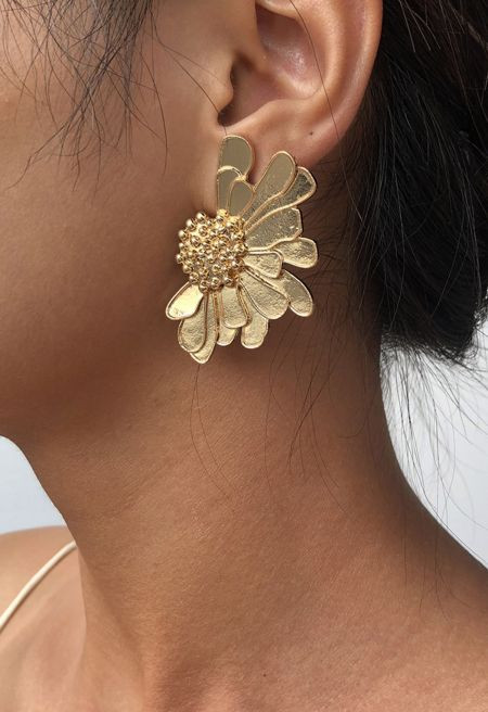 Golden Floral Earrings | Chicwish