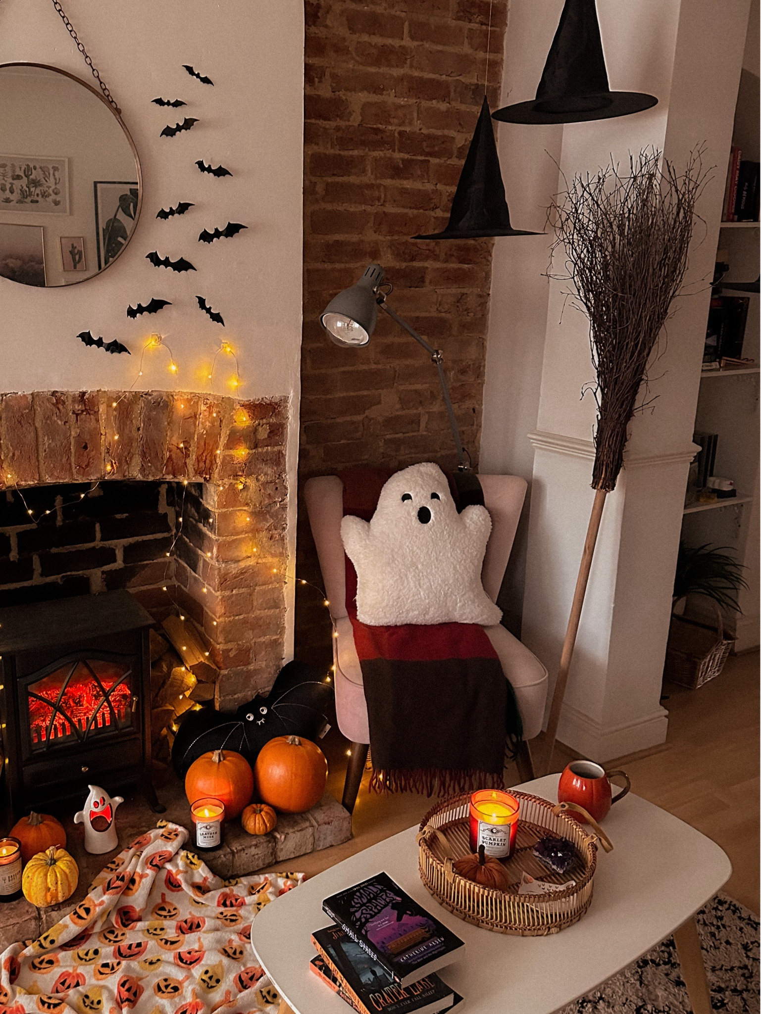 Ghost Cushions 👻

#LTKhome #LTKeurope #LTKautumn