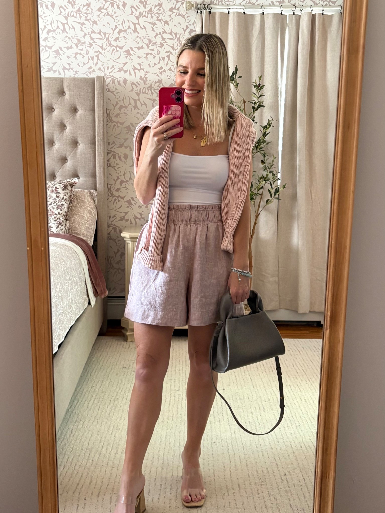 Linen shorts!! So good! 

#LTKPetite #LTKSaleAlert #LTKootd