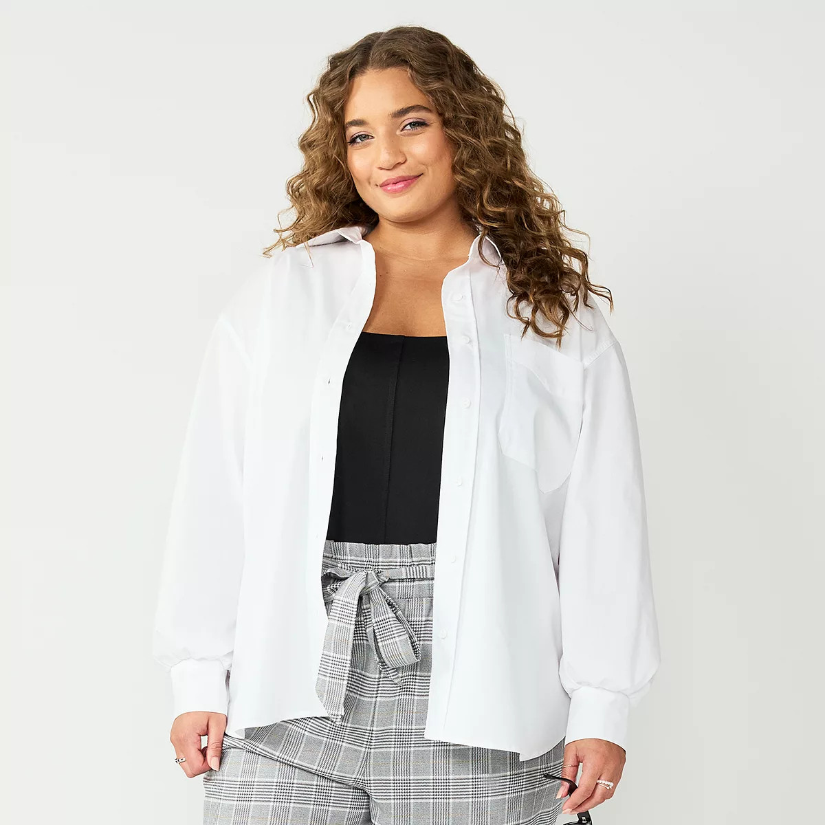 Juniors' Plus Size SO® Oversized Button-Up Shirt | Kohl's