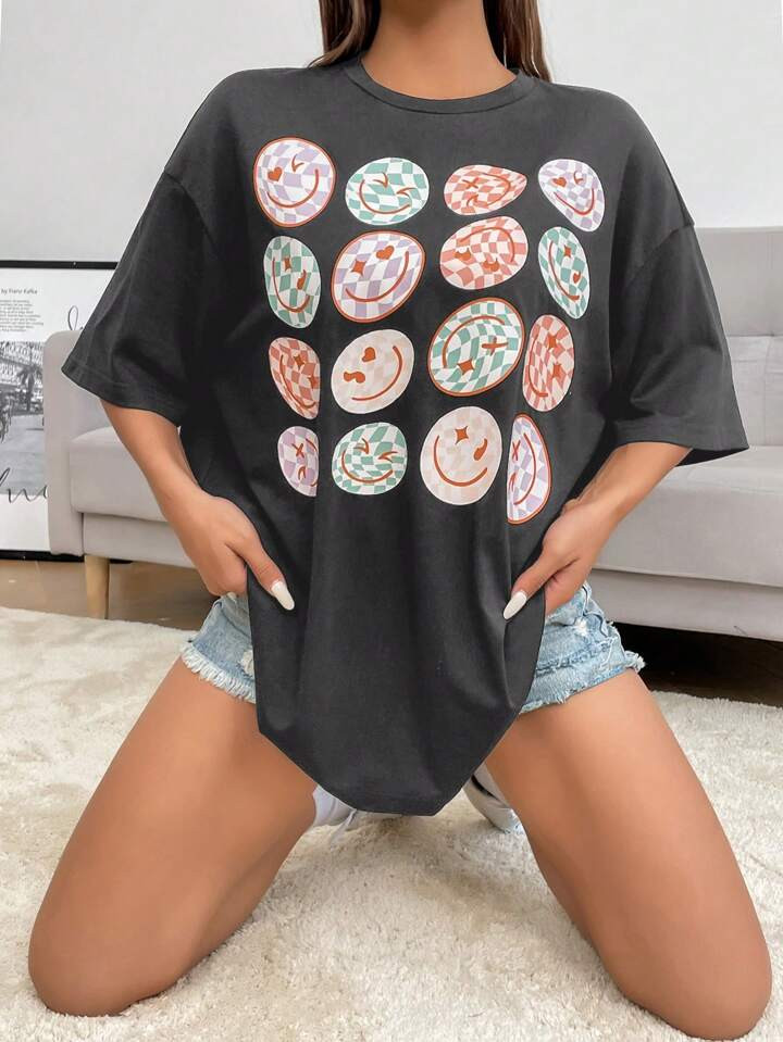 SHEIN EZwear Cartoon Graphic Drop Shoulder Tee | SHEIN