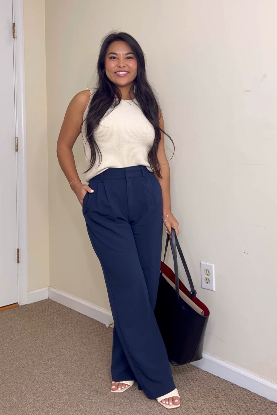 in love with these petite friendly trousers that can be dressed up for work or casual — fits tts 

#LTKU #LTKunder100 #LTKworkwear