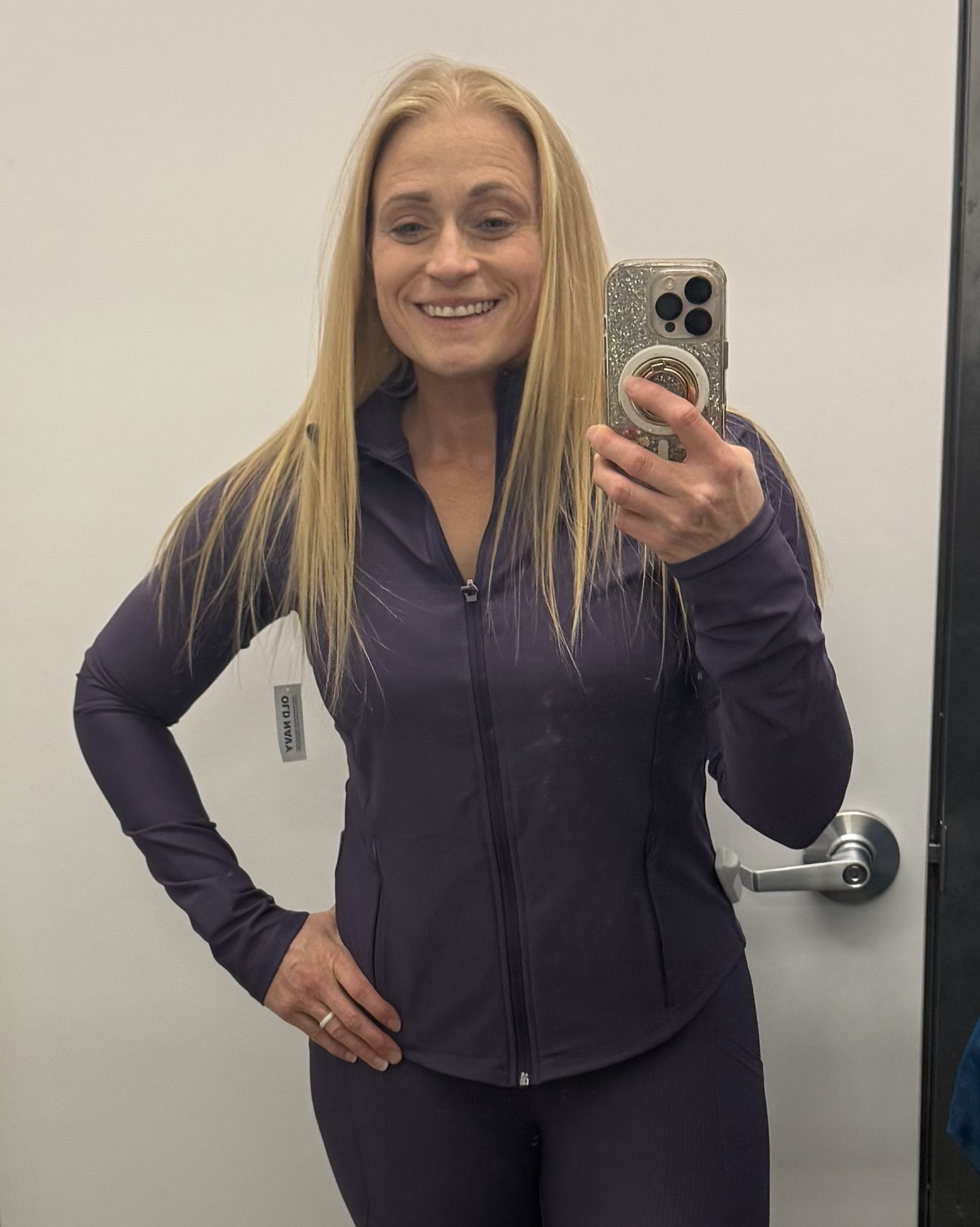 How cute is this purple! 
Workouts are just better when you love your outfit!!!! 

Look good, feel good 🏋️🏋️🏋️

Wearing a medium in both 
5'3" 149lbs 

#LTKFindsUnder50 #LTKActive #LTKFindsUnder100