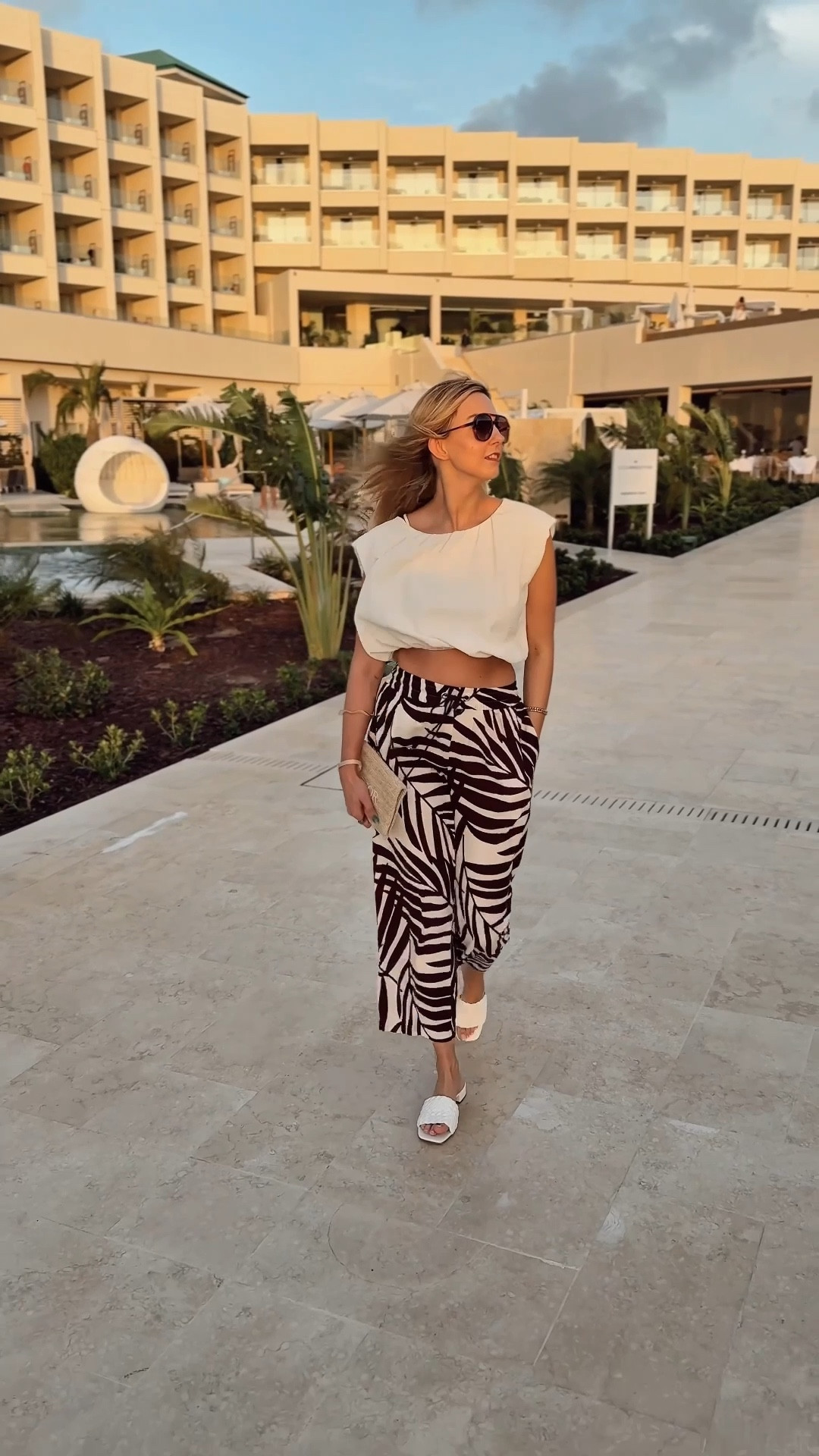 Aruba Spring Break.
Serving resort wear inspo in these breezy linen pants and a bold cropped top with extended shoulders—perfect for sunshine and seaside strolls!
Found this whole look at @NordstromRack!
#NordstromRackPartner #rackscore

Beach outfits, vacation outfits, seaside fashion, vacation look, resort look, island getaway 

#LTKWatchNow #LTKStyleTip #LTKTravel