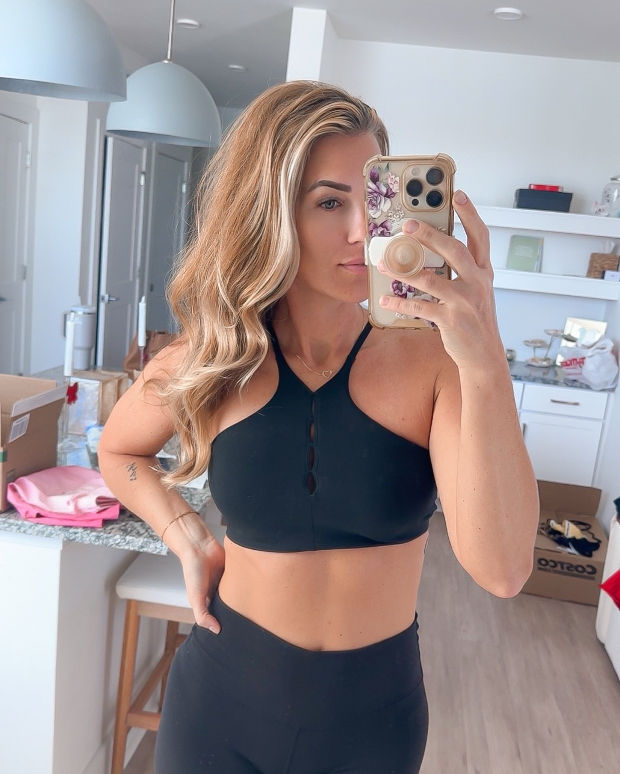 Idk what about this bra makes it sooo flattering but it’s incredibly comfy as well 🖤🖤

#LTKSaleAlert #LTKActive #LTKFindsUnder50