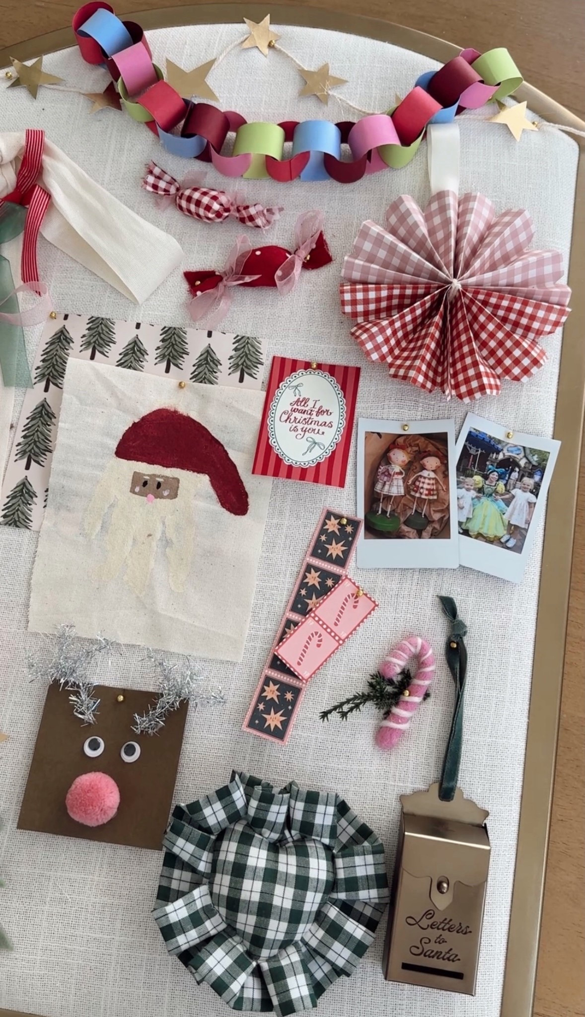 Christmas bulletin, Christmas decor, bulletin board, nursery decor, kids Christmas room

#LTKHoliday #LTKFindsUnder50 #LTKmomlife