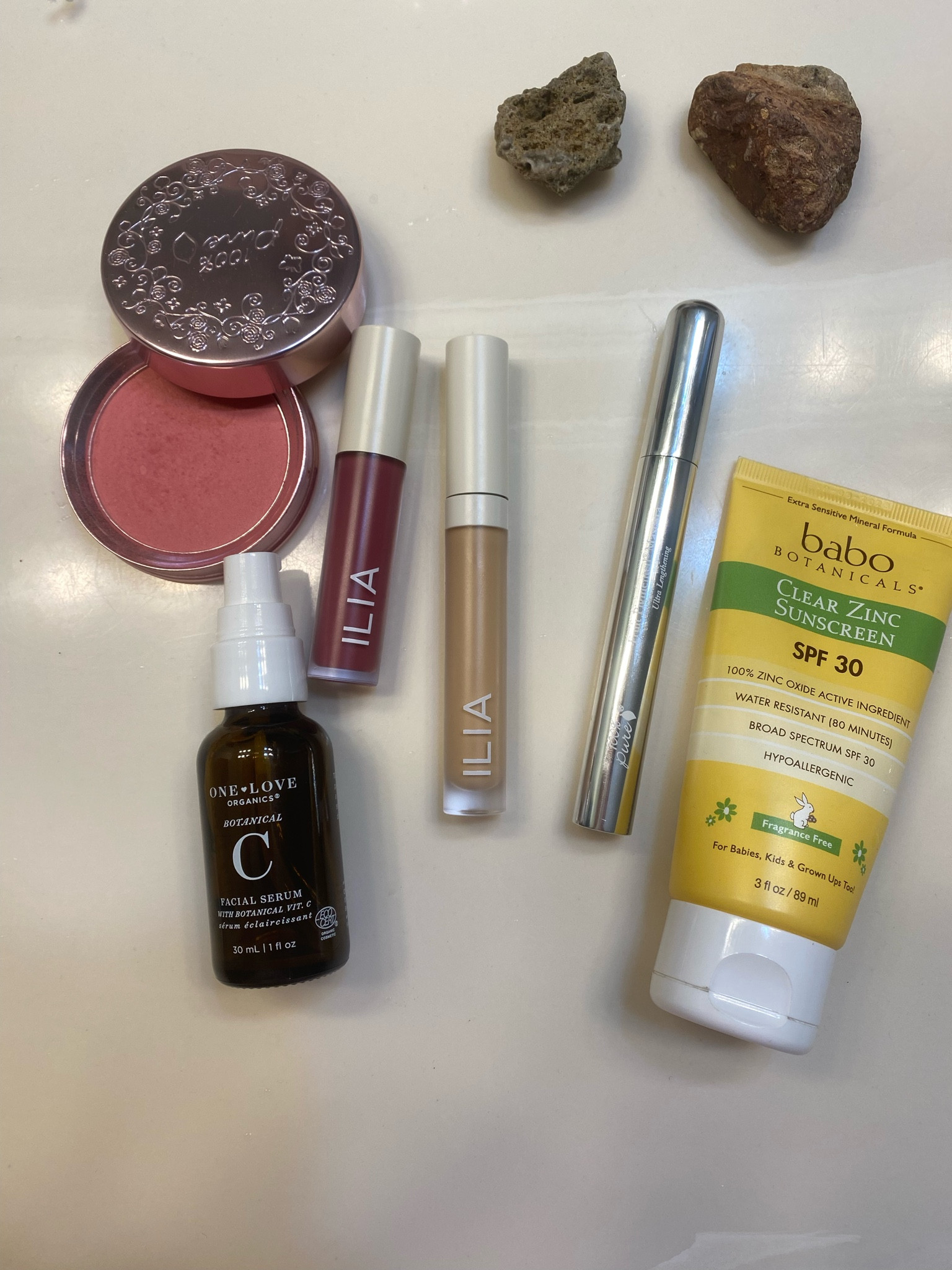 Super simple daily makeup routine for summer! 

Sharing what I use everyday & colors:
Ilia concealer - SC1.5 Sums
100 percentpure lengthening mascara - black tea or chocolate
100 percentpure blush - chiffon
Ilia tinted lip oil - linger

#LTKSeasonal #LTKbeauty #LTKFind