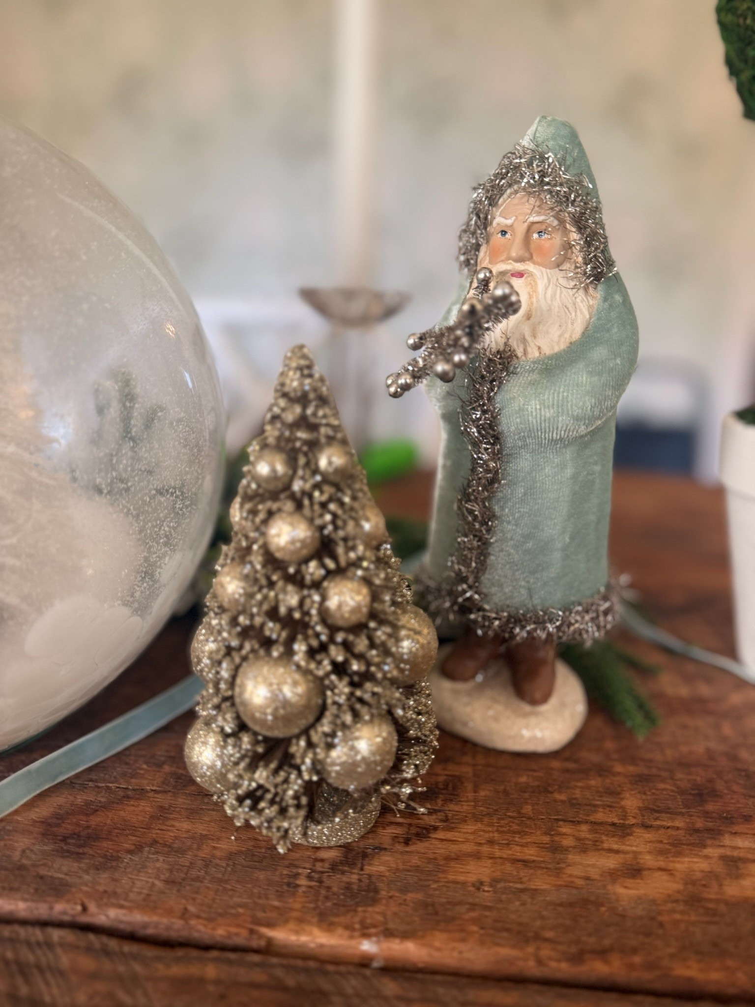 Love adding the Santa’s to any table in my house during the holidays! So cute!!! 

#LTKHome #LTKHoliday #LTKSeasonal