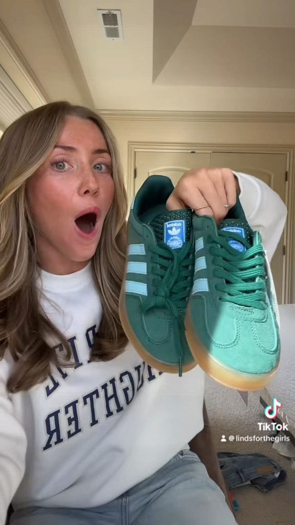 BRB buying every color!! They run true to size and they’re comfy 😭👏🏻 love Dh Gate heheh #LTKVideo 

#LTKShoeCrush #LTKFindsUnder50