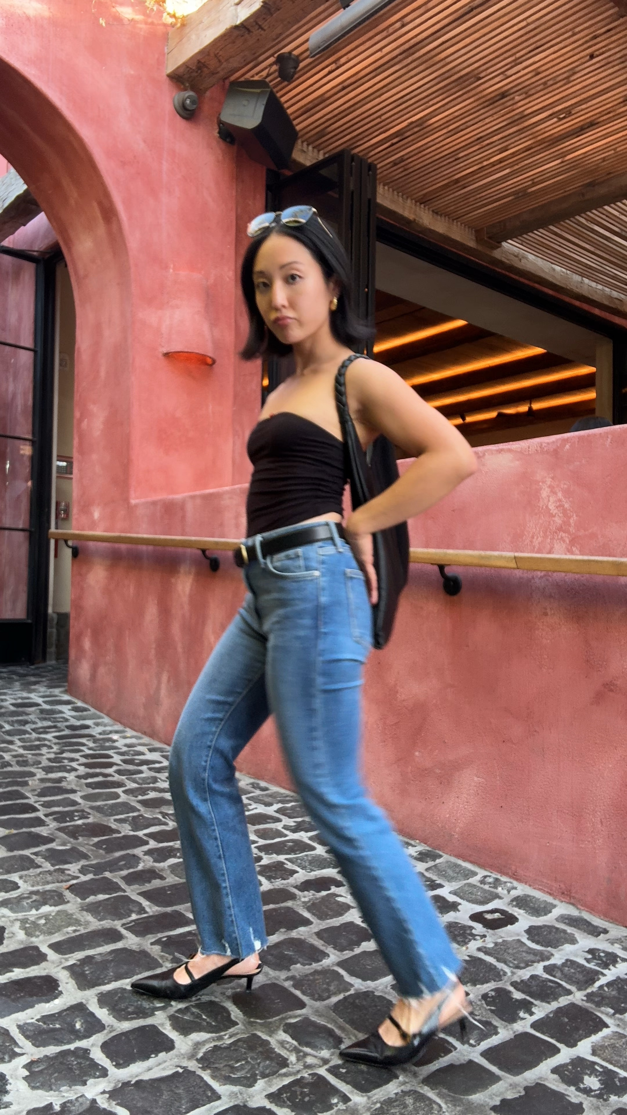 i'm 4'11" 👀🌹 PETITE JEANS AND CROP TOP COMBO. stretchy and comfy 

#LTKSaleAlert #LTKStyleTip #LTKFindsUnder50