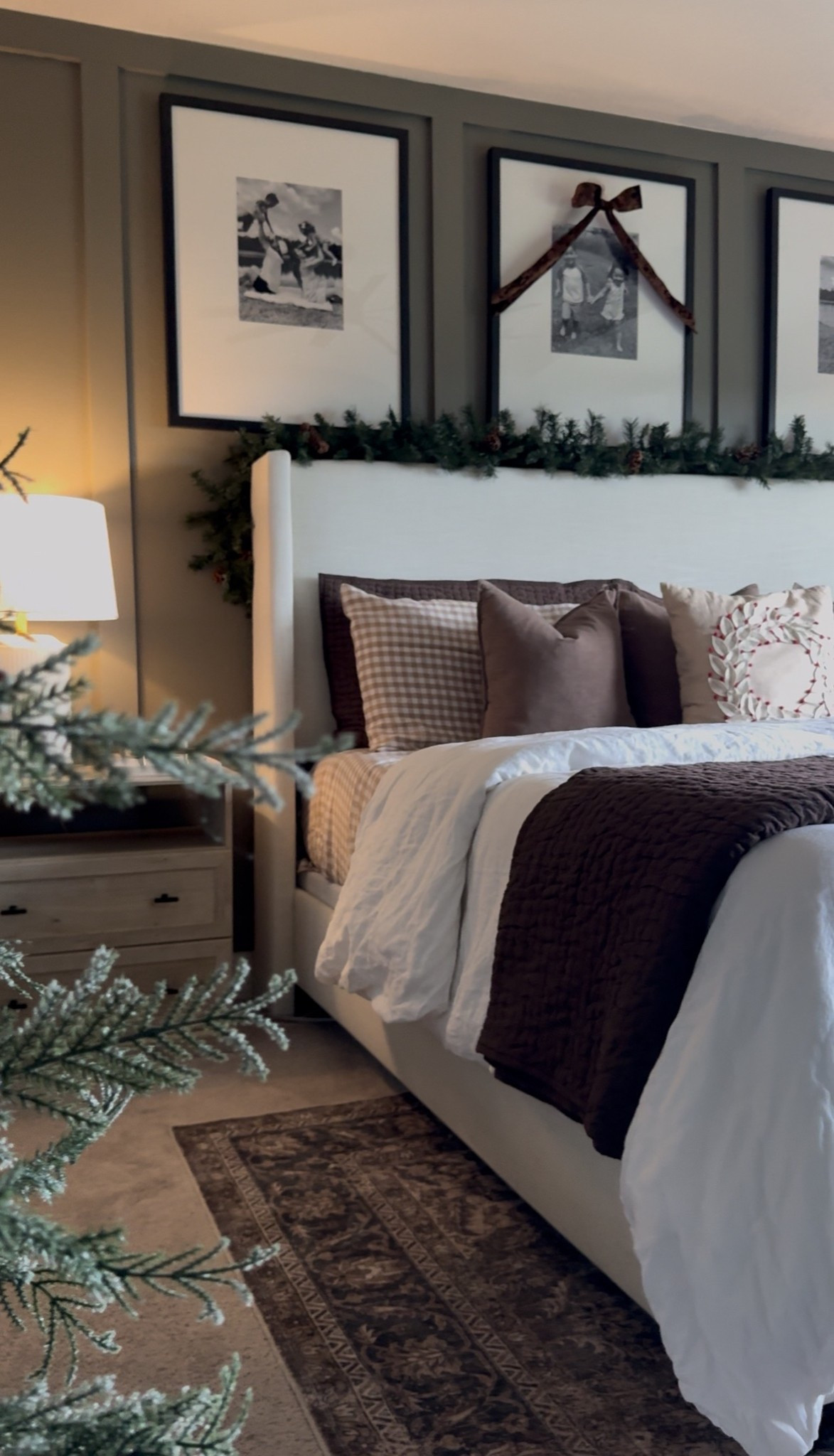 Bedroom refresh for the holidays ✨

#hoilidayrefresh #bedroomdecor #homedecor #bedding #refreshwithme

#LTKHome #LTKmorningroutine #LTKHoliday