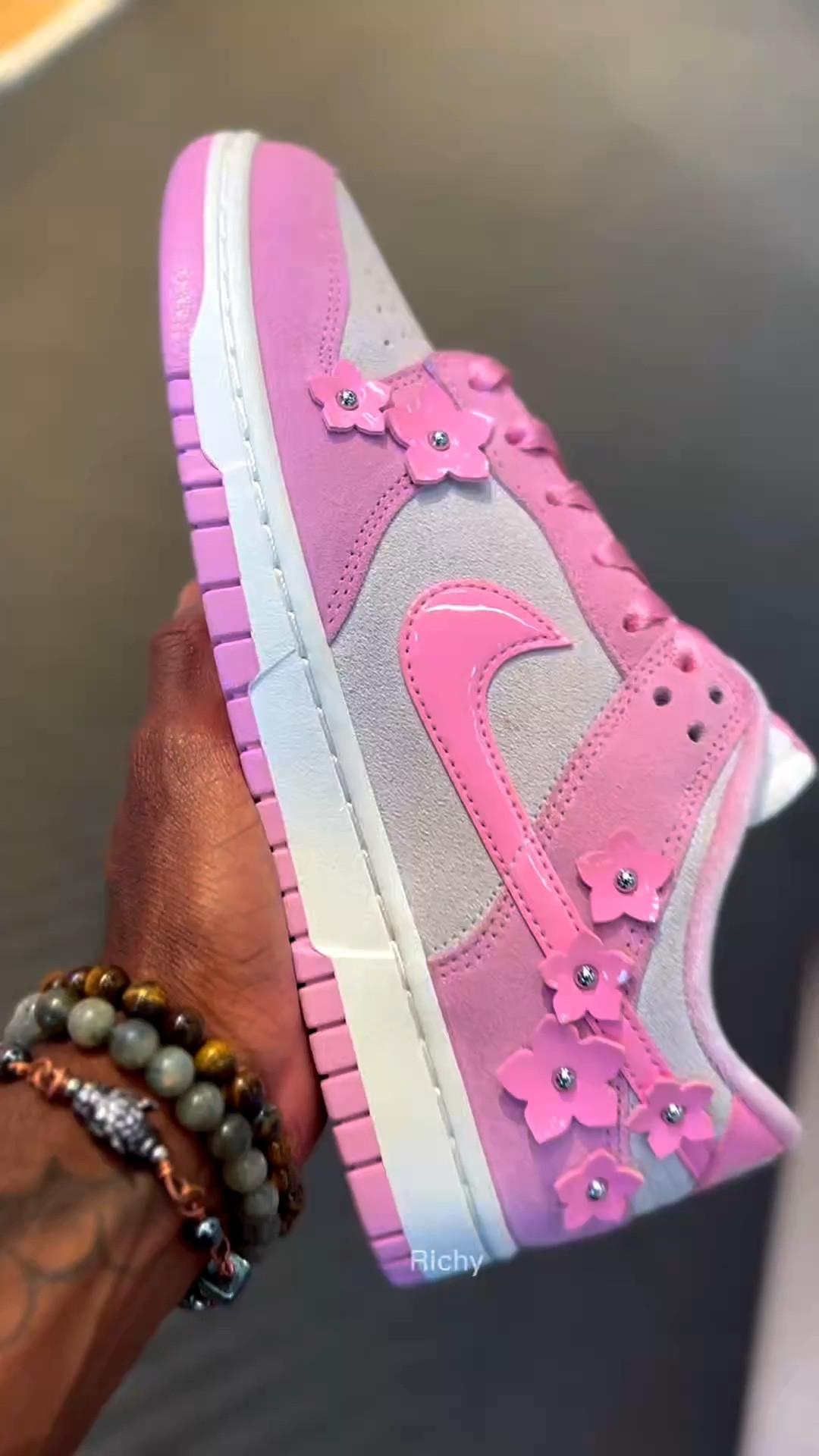 pink floral dunks💕🌸 #shoes #sneakers #nike #floral #florette