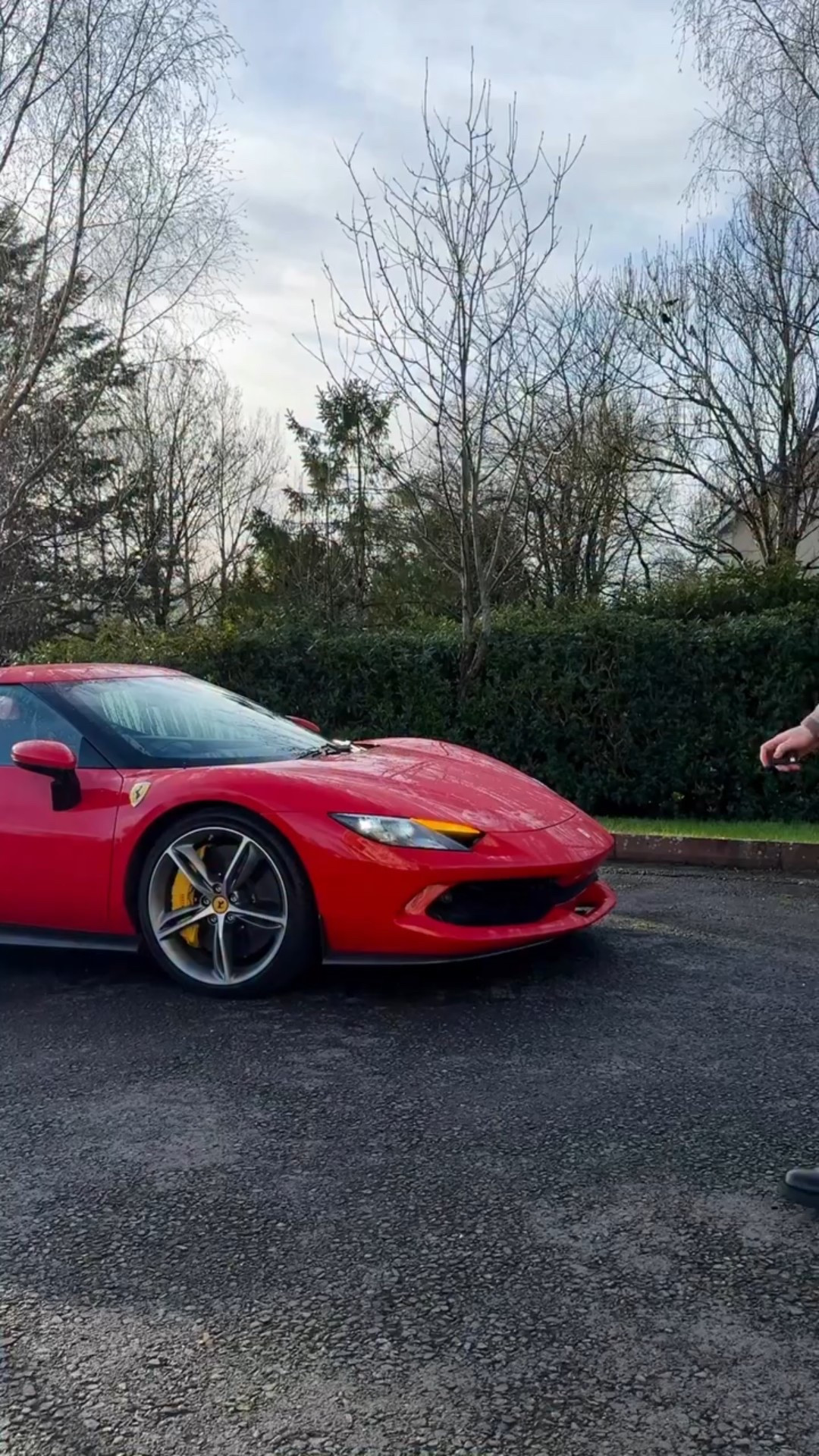 It’s getting icy🏎️❄️

Quick OOTD before taking the 296 GTB out for a spin
 

#ootdmen #menswear #ferrari #296gtb #jackandjones #marksandspencer #mensstyle