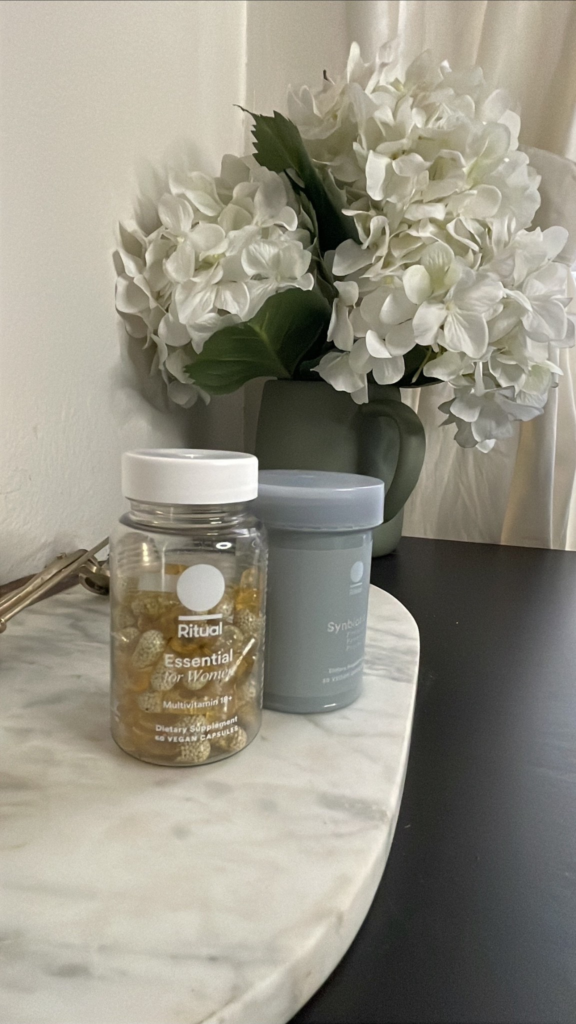 My favorite vitamins and probiotics. 
Ritual Daily Vitamins 