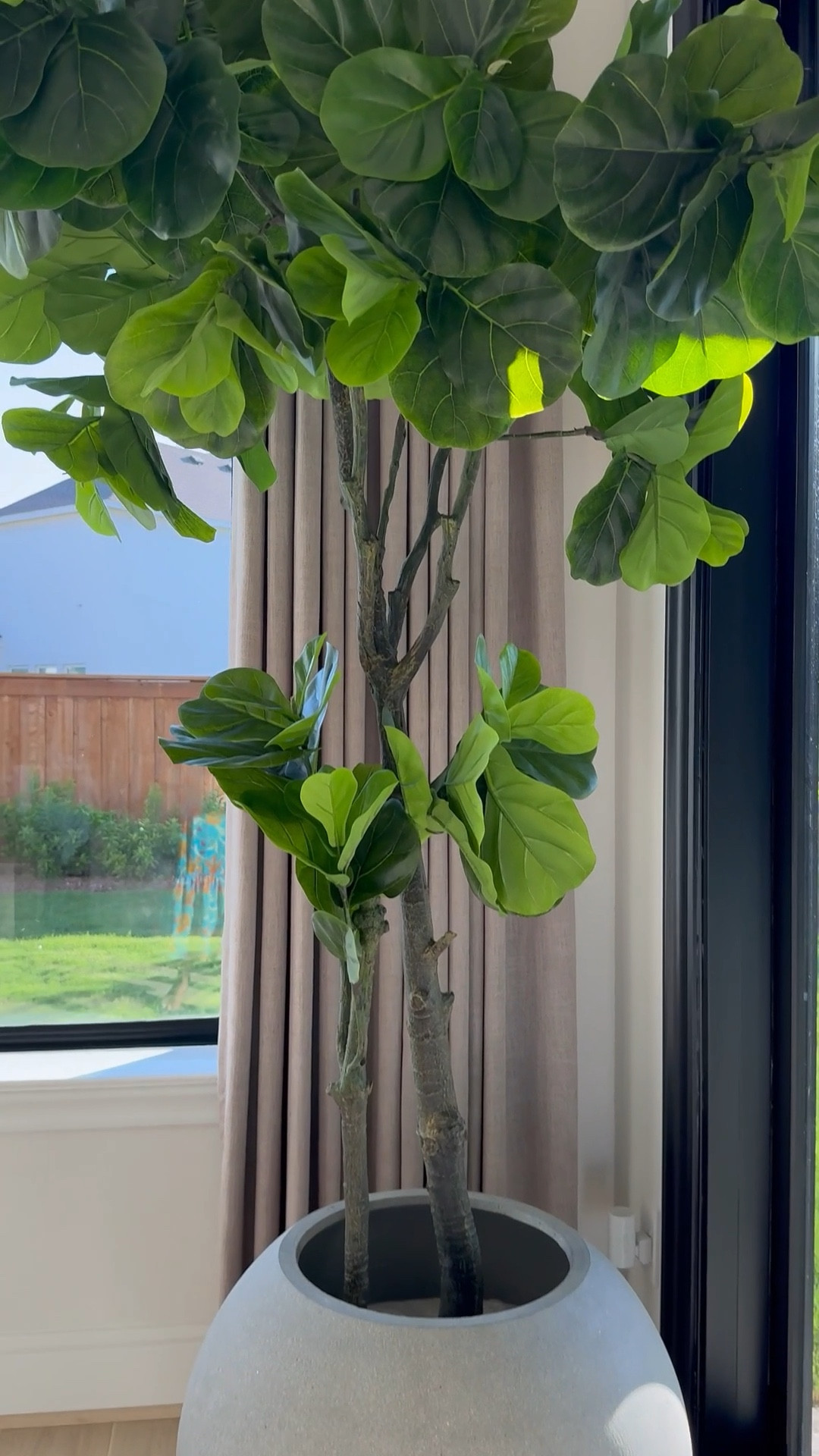 Hey friend! I’ve linked my fiddle tree and planter as well as simple planters! 🤍🫶🏽🤍

#LTKVideo #LTKStyleTip #LTKHome

#LTKSaleAlert