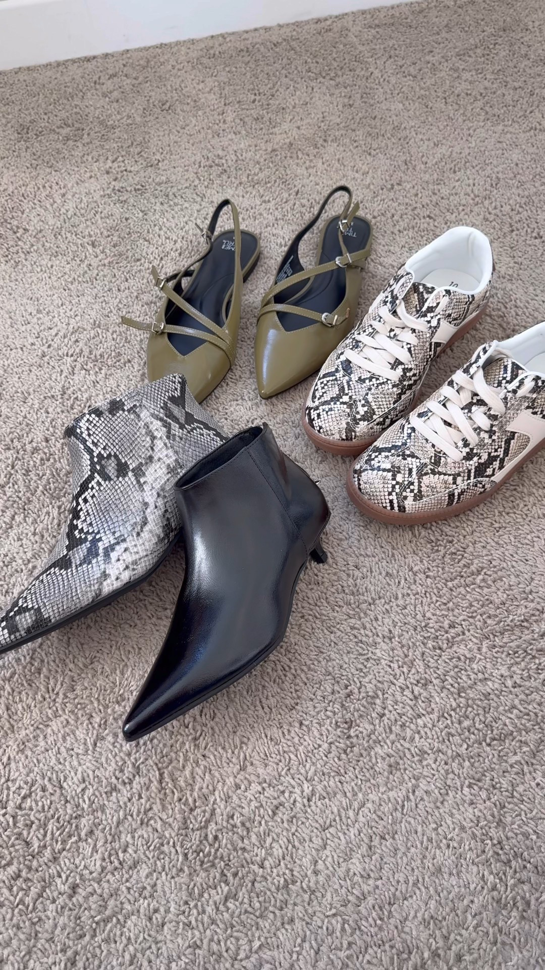 Affordable fall shoes from Walmart!!

I did a 10 (my true size)

Fall fashion, size 12, midsize, affordable style, workwear, sneakers, flats, boots

#walmartpartner @walmartfashion #walmartfashion @sofiavergara

#LTKStyleTip #LTKShoeCrush #LTKFindsUnder50