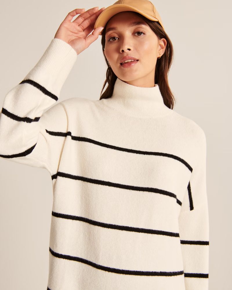 Oversized Striped Legging-Friendly Turtleneck Sweater | Abercrombie & Fitch (US)