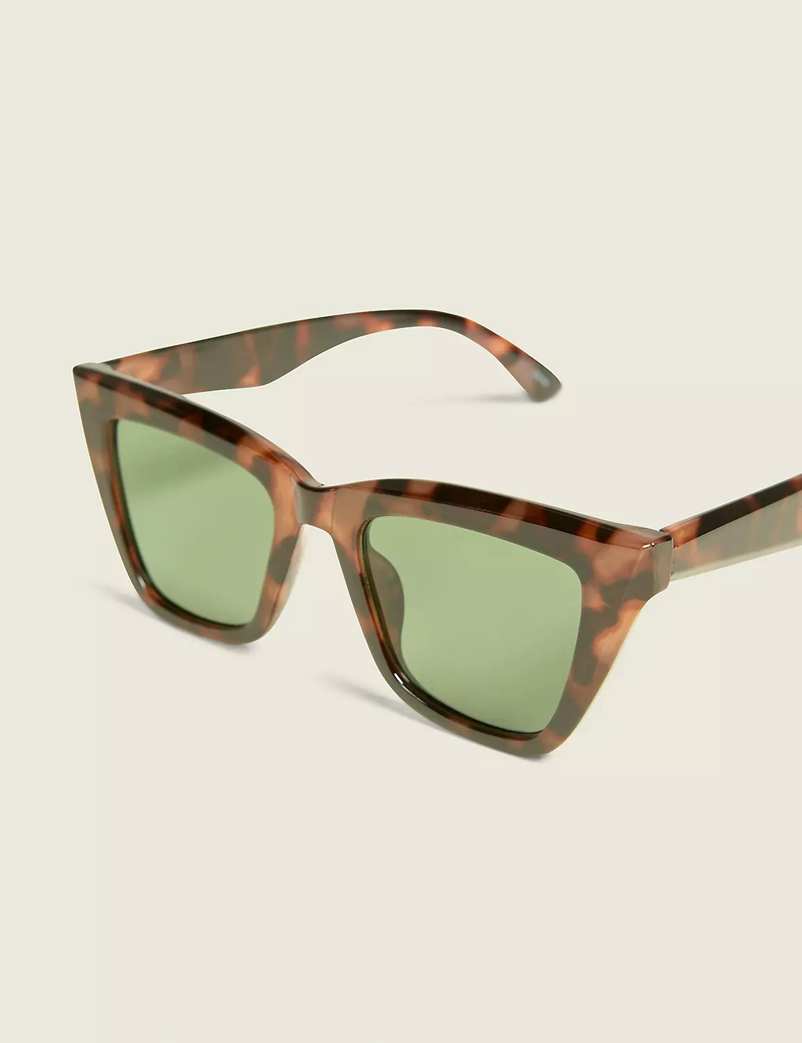 Tortoiseshell Print Dramatic Cateye Sunglasses | Lane Bryant (US)