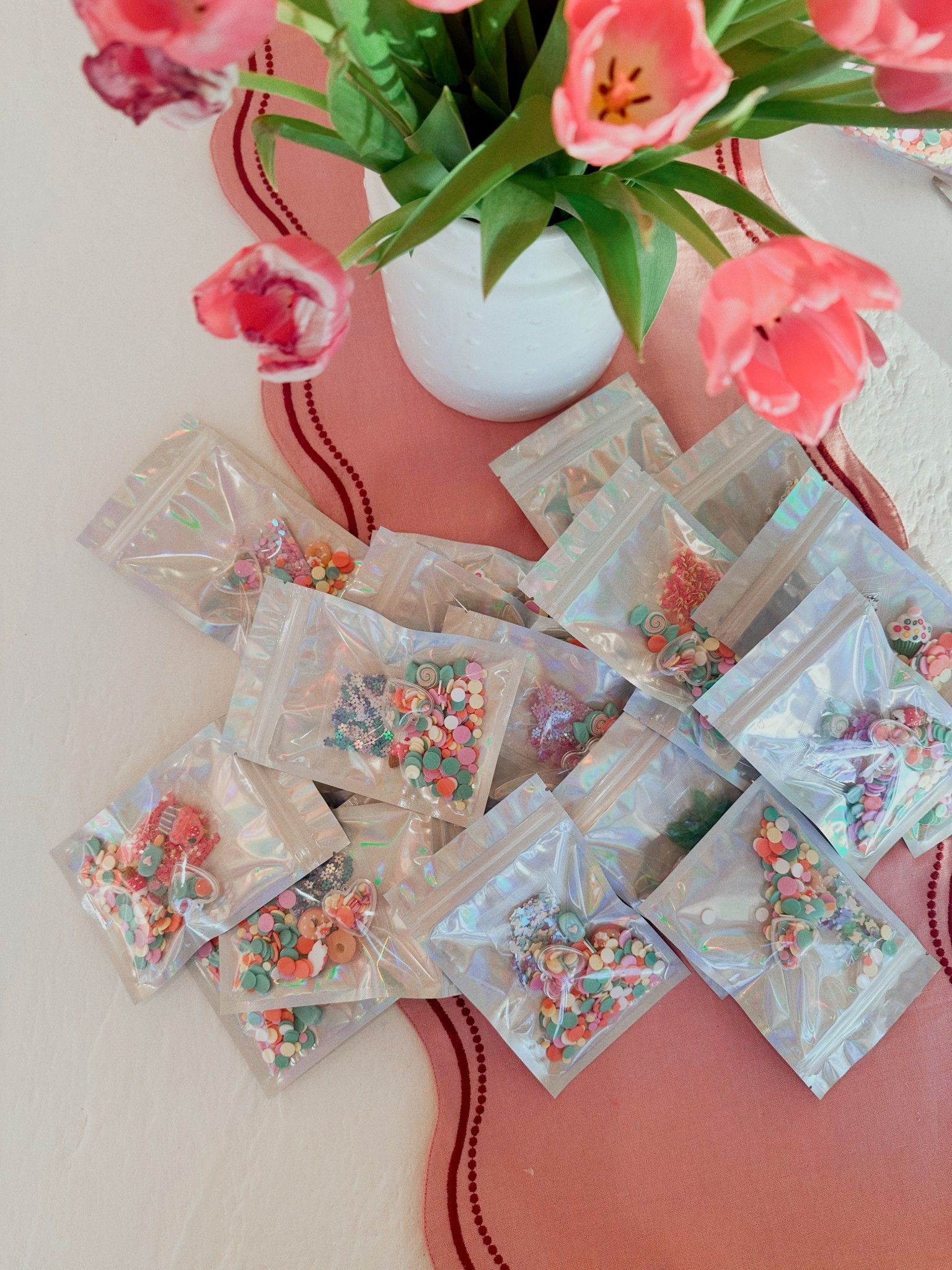 Valentine’s Day slime kits!!! 💗

#LTKSeasonal #LTKmomlife #LTKValentine