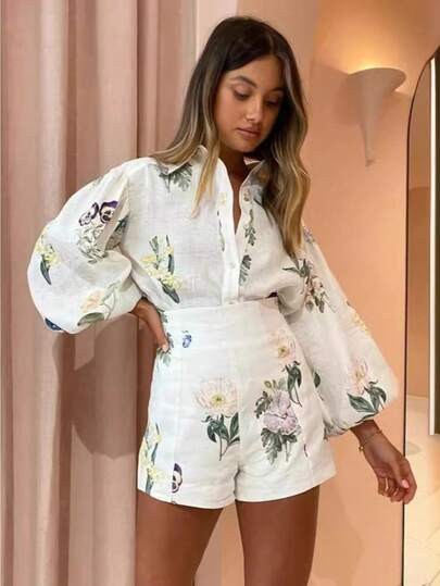 New French Retro Flower Suit, Bubble Sleeve Printed Shirt + High Waist Shorts, Light And Familiar Daily Versatile Elegant Vacation Commuter Two-Piece Set | SHEIN
