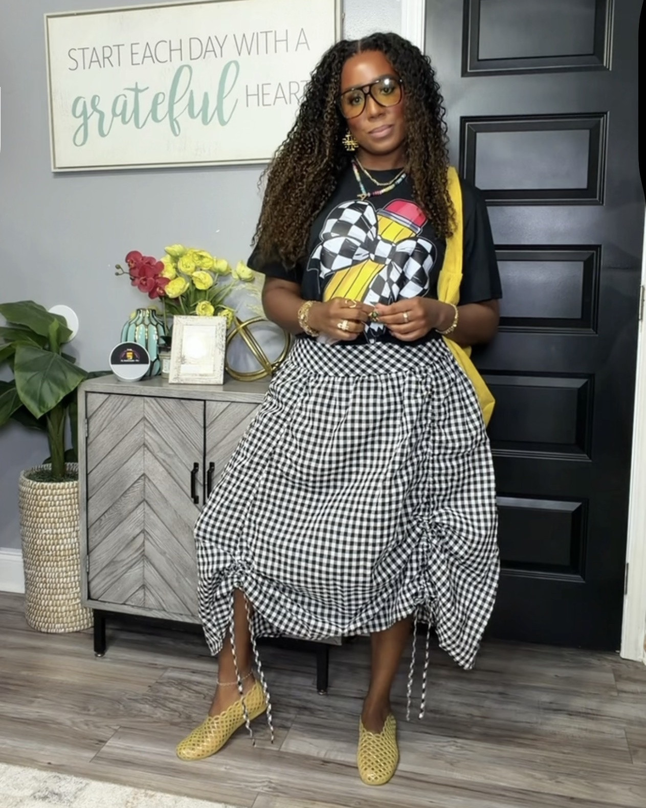 Teacher Looks Episode 5 🍎📚 SHEIN Edition! From playful prints and colorful wide-leg pants to an easy monochromatic set, these looks prove teacher style can be comfortable, affordable AND full of personality! Which look are you wearing to class—1, 2, 3, 4, 5 or 6? 👇🏾

SIZING REFERENCE: 5’5”, 165 lbs, size 10.

#TeacherOutfits #TeacherStyle #SHEINFinds #AffordableFashion #FashionOver40

#LTKOver40 #LTKMidsize