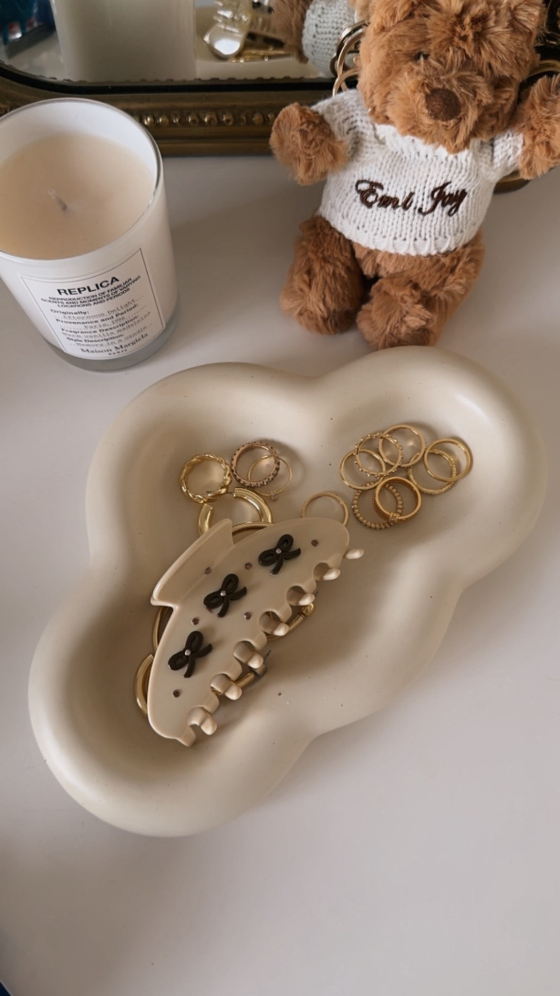 Rings and accessories 

#LTKGiftGuide #LTKdayinmylife #LTKHoliday