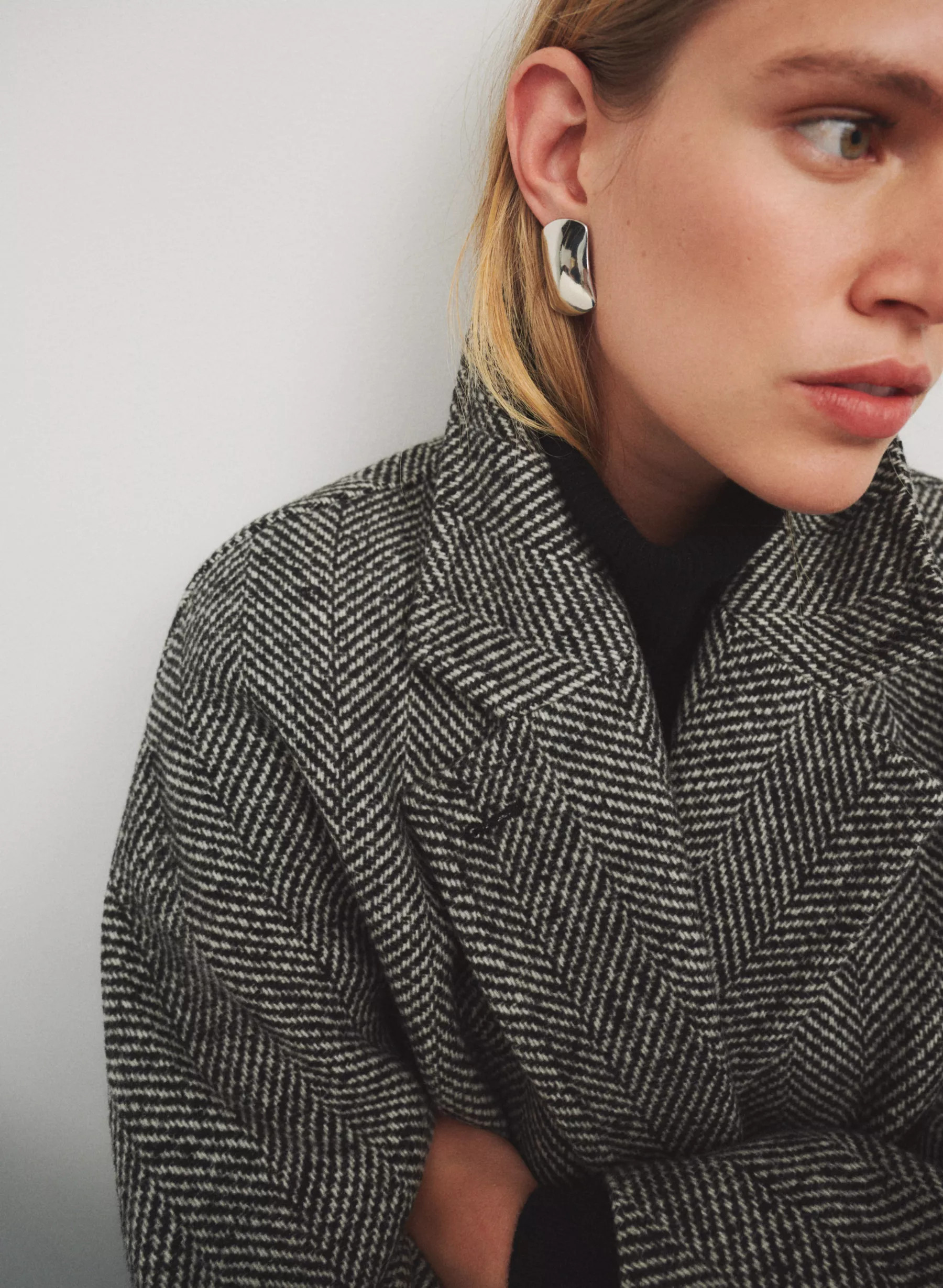 THE SLOUCH™ COAT | Aritzia