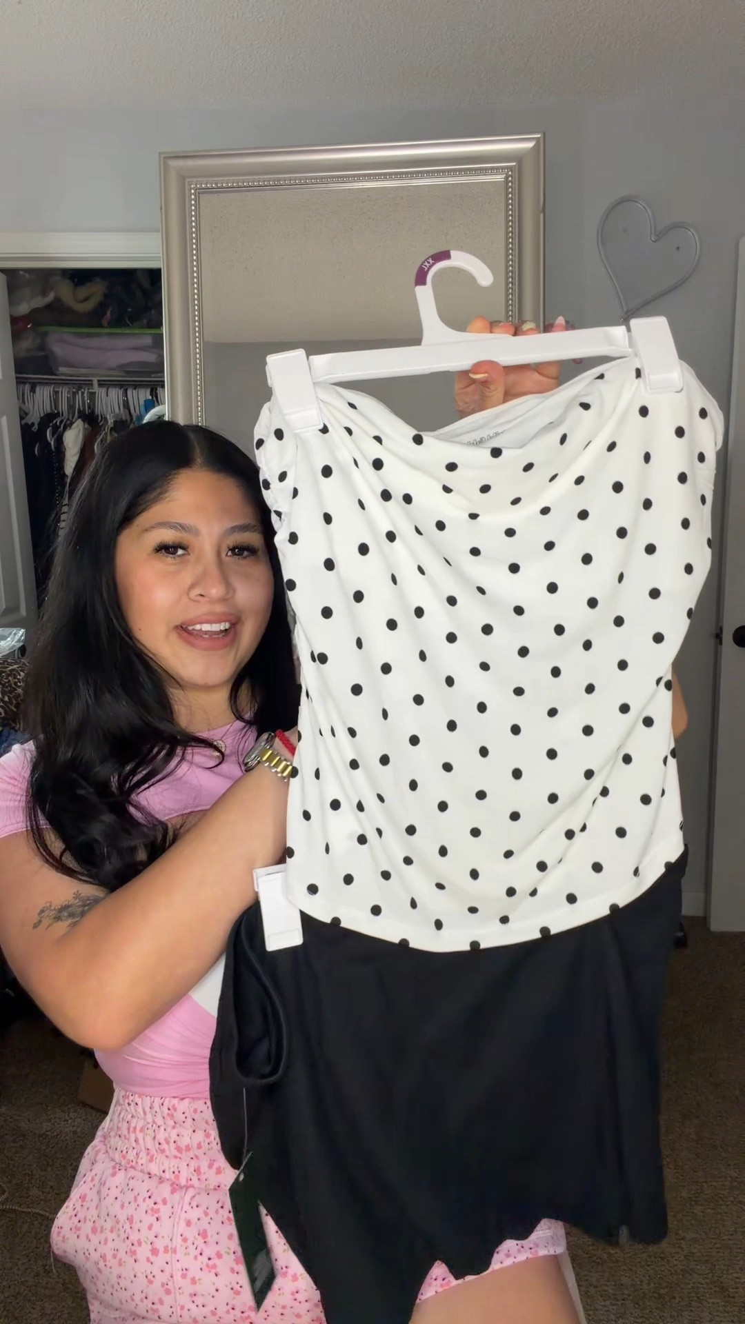 So excited for this strapless shirt & scarf outfit 🖤

#LTKMidsize #LTKTall #LTKvlog