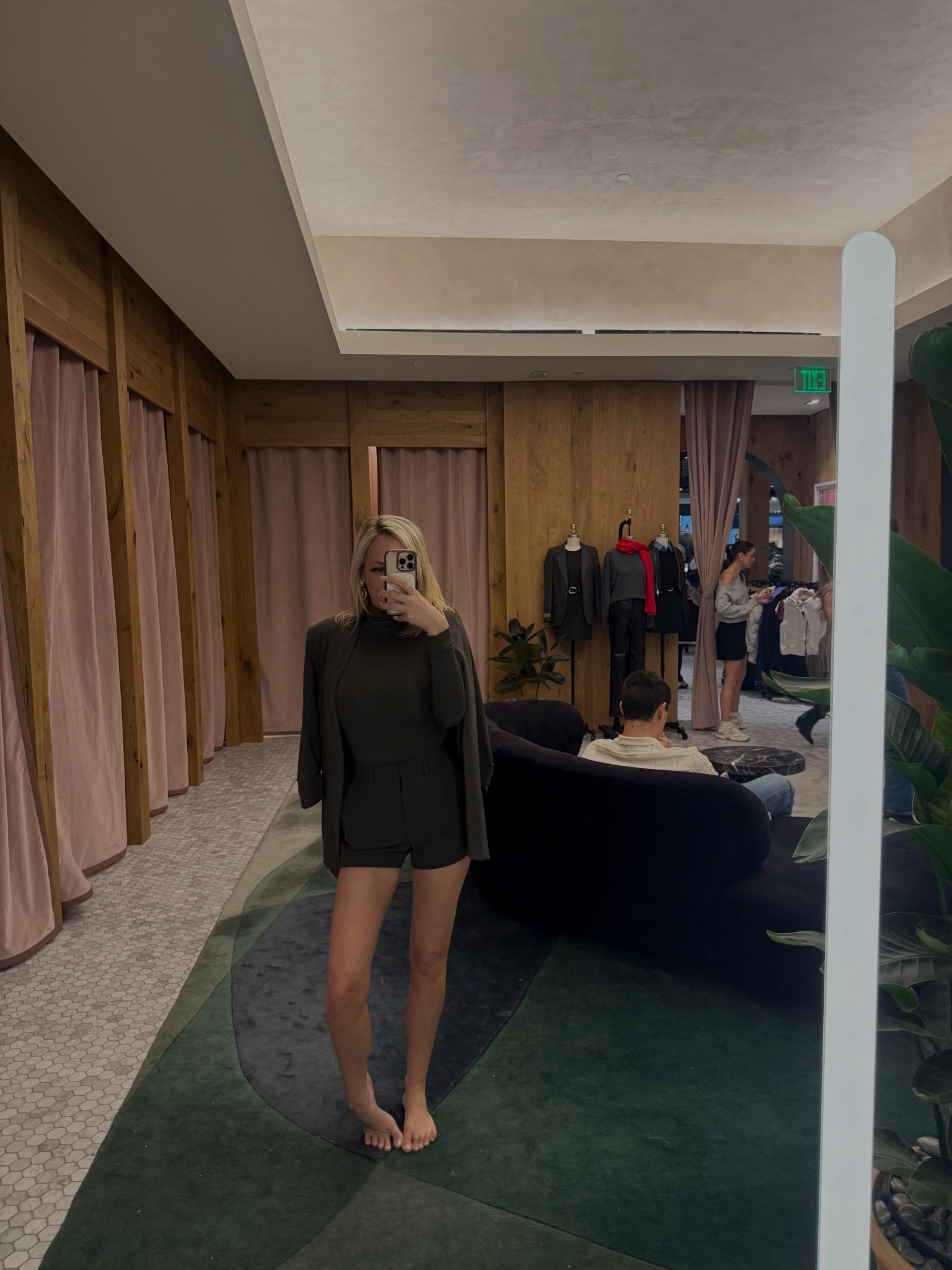 GREEN with Aritzia 
#aritzia 

#LTKHoliday #LTKSaleAlert