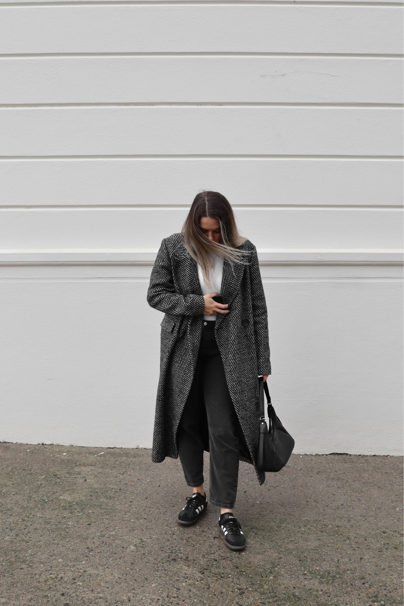 Walking into a new week 🩶 

#LTKstyletip #LTKMostLoved #LTKeurope