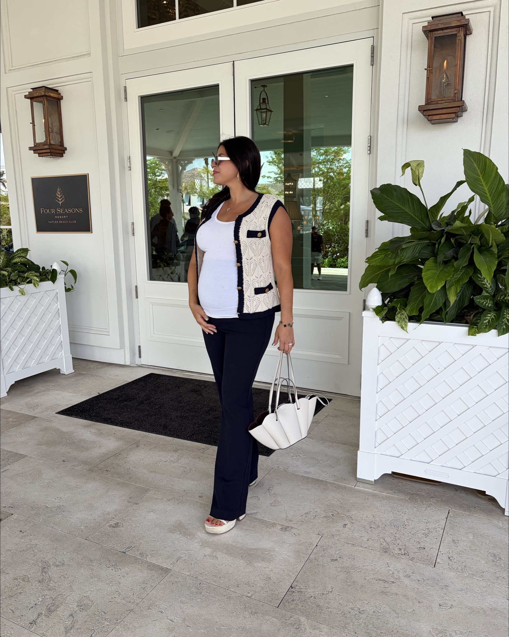 Ok 5 months in and needed maternity pants these ones fit soooooo good and will definitely be my lifeline 

#accessories #maternity #springoutfit #springbag #springstyle #easter 

#LTKmomlife #LTKBump #LTKdayinmylife