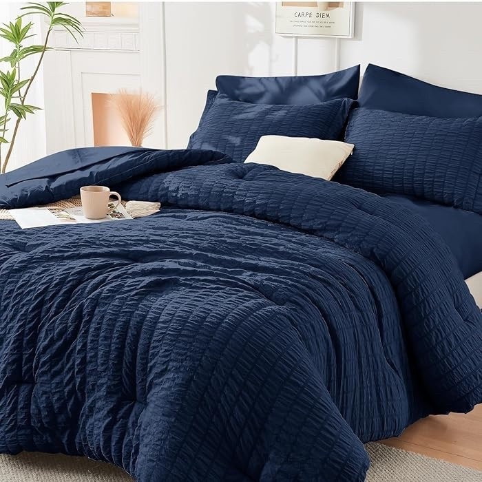 We are remodeling our bedroom and I ordered this 7piece comforter set for our bed! 