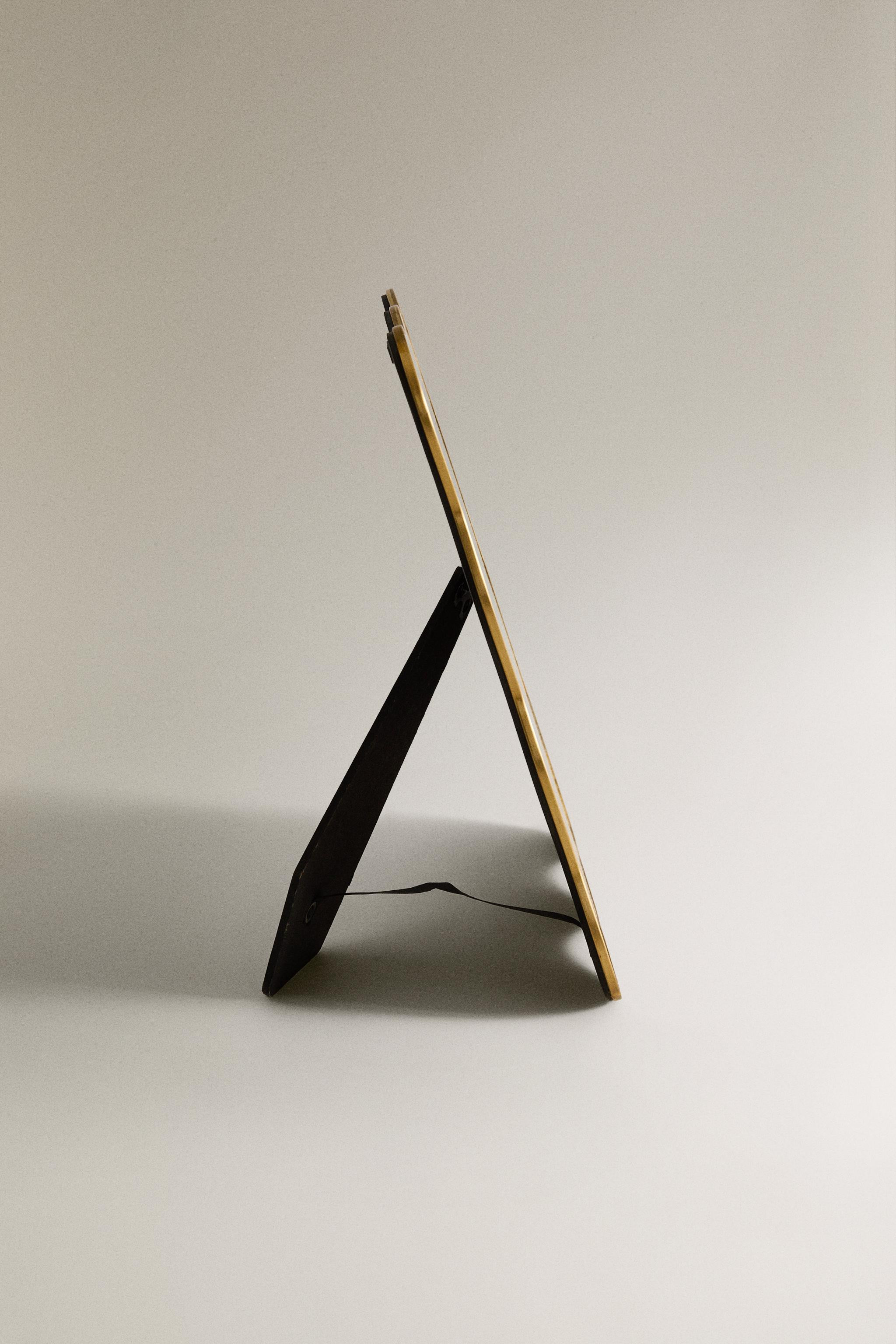 WAVE METAL PICTURE FRAME | Zara US