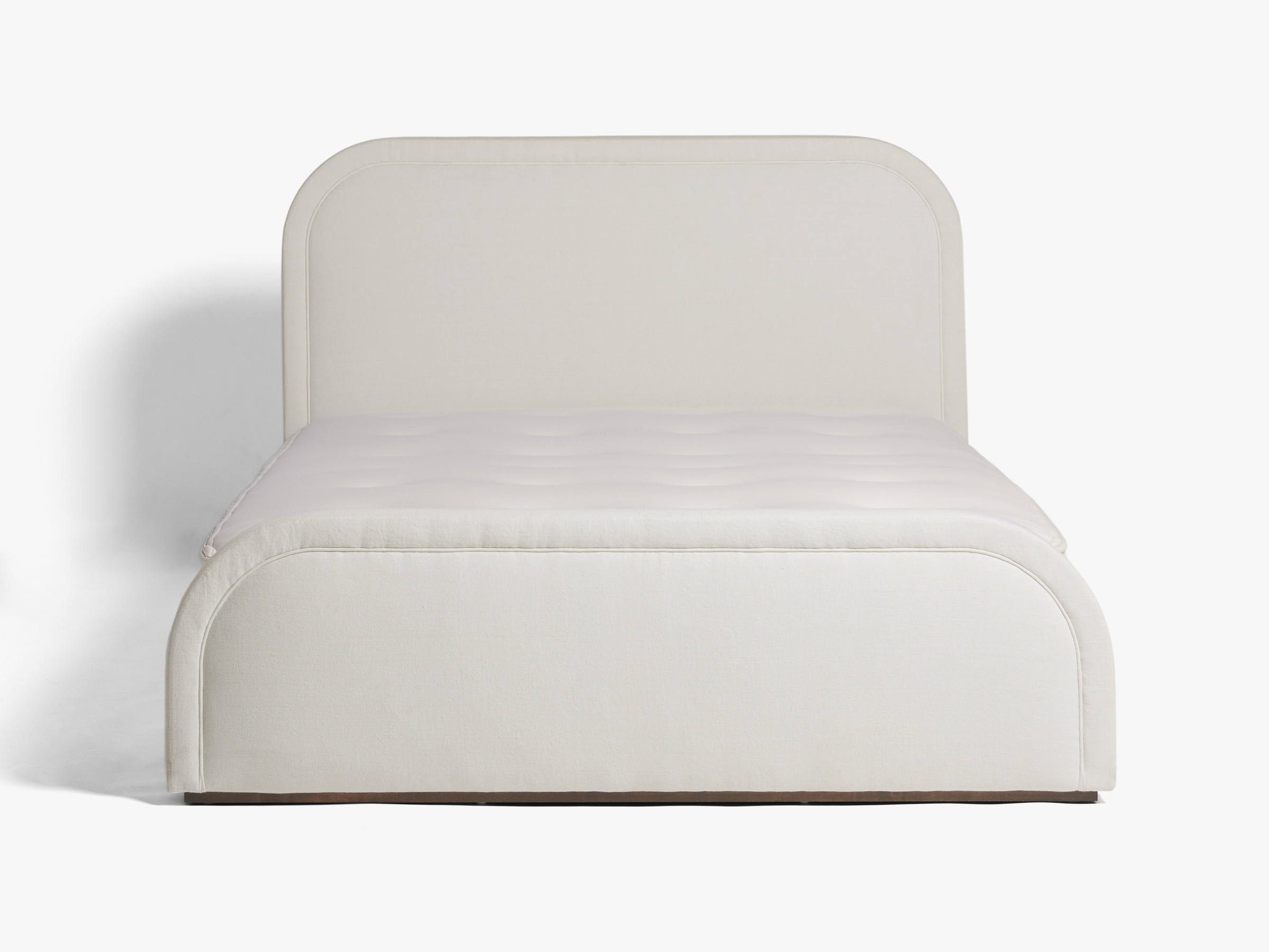 Horizon Bed Frame with Footboard | Parachute