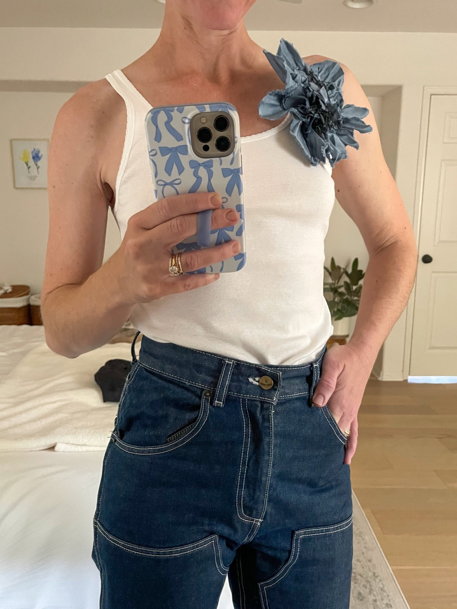 Saw this tank on @courtneygrow and had to have it. The flower is perfect but the tank is a bit flimsy for the value. Fits TTS, wearing a small.
