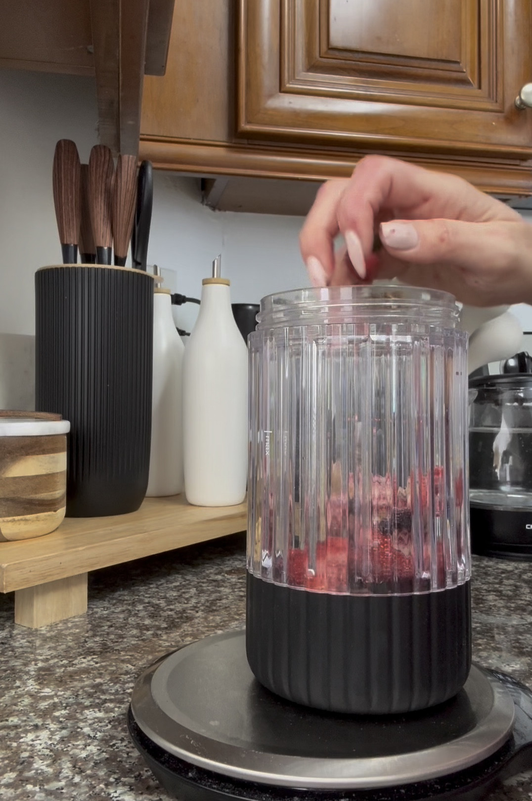 Kitchen Style

Blender, smoothie, Amazon home find, knife set, oil set, salt jar

#LTKFamily #LTKHome