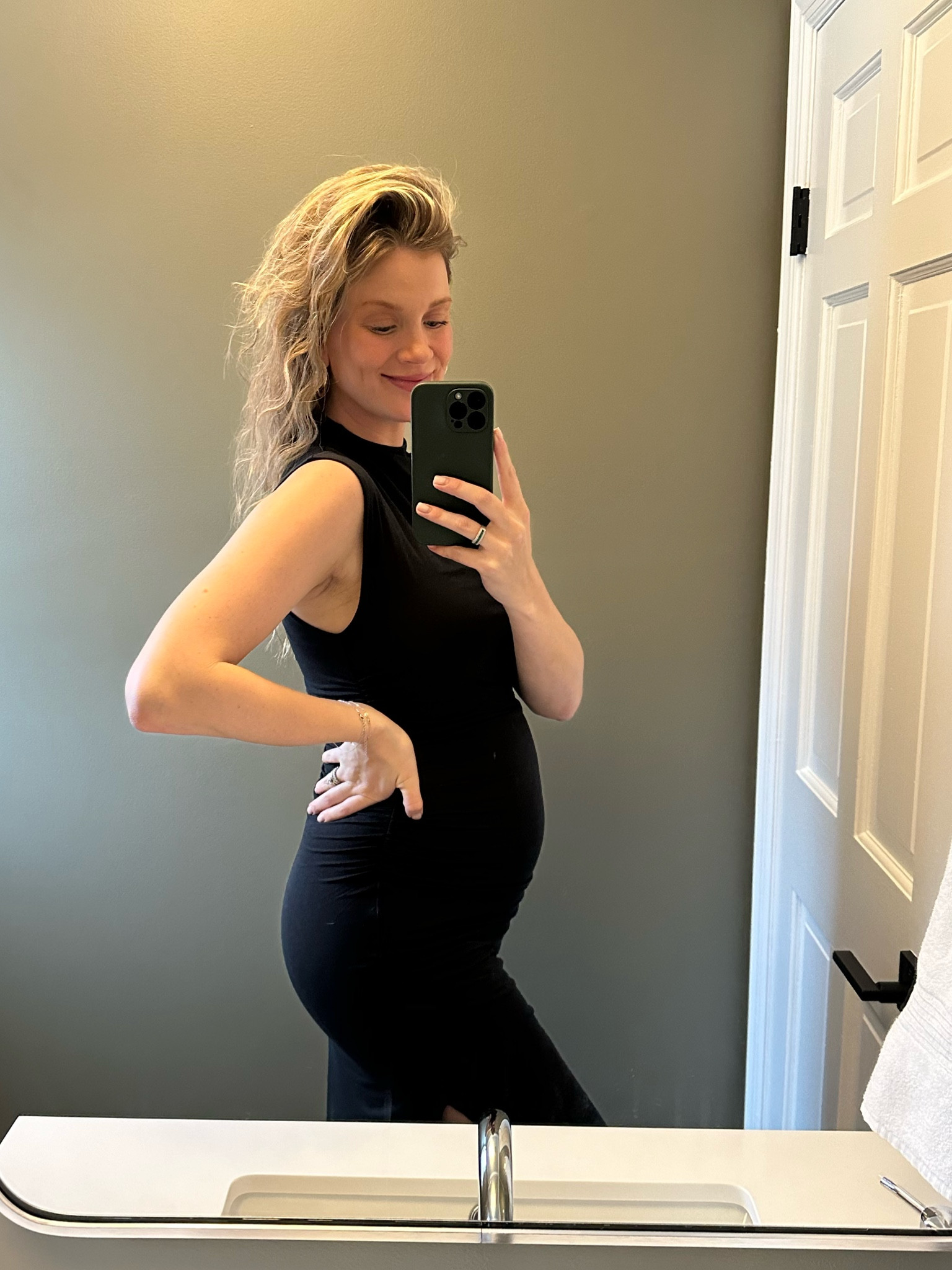 Perfect dress to grow with your bump! 

#LTKbump #LTKstyletip #LTKfamily