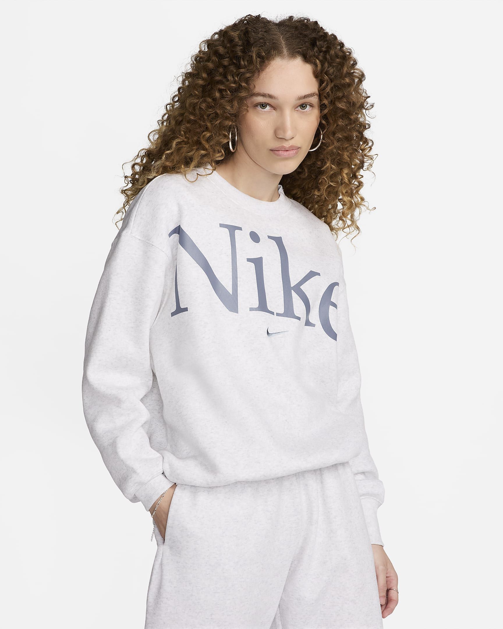 Nike Sportswear Phoenix Fleece Women's Oversized Crew-Neck Logo Sweatshirt. Nike.com | Nike (US)