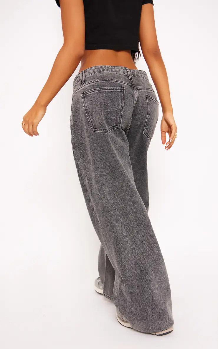 Petite Washed Grey Low Rise Boyfriend Jeans | PrettyLittleThing UK