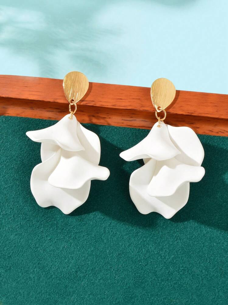 1pair Elegant White Flower Petal Dangle Earrings For Women Party Dinner Jewelry Valentines | SHEIN