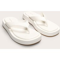 White Pu Round Toe Thong Flatform Sandals | PrettyLittleThing US