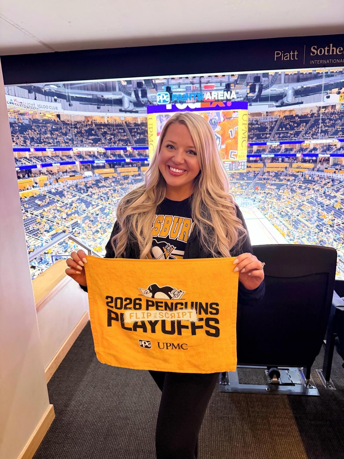 Pittsburgh right now… 💛🖤