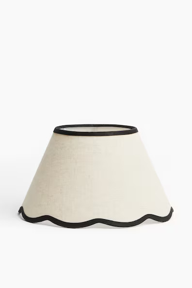 H & M - Scalloped-edge Lampshade - Beige | H&M (US + CA)