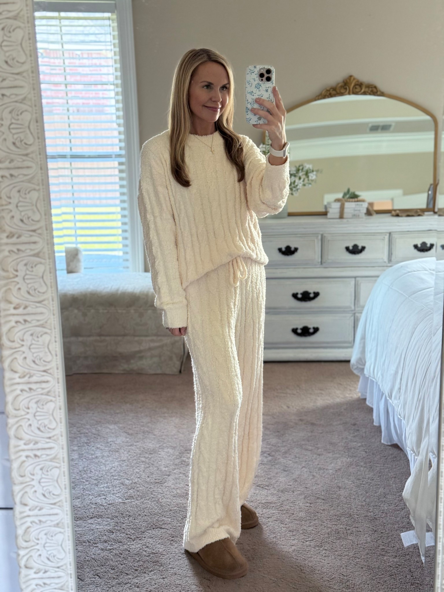 Cozy Sunday two piece 

#LTKFindsUnder50 #LTKHome #LTKmorningroutine