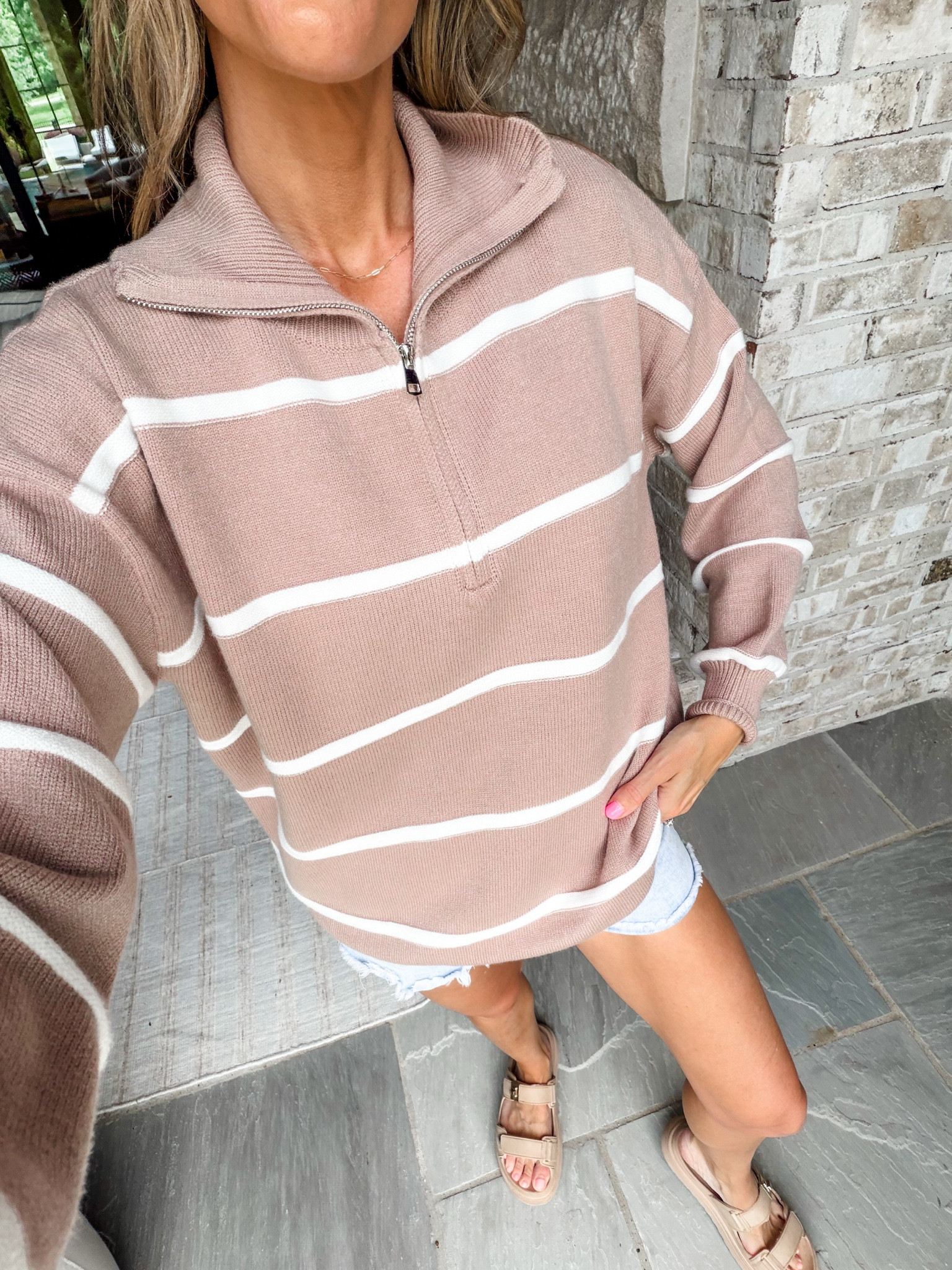 Sunday stripe in neutral 🤍

#LTKdayinmylife #LTKgrwm #LTKootd